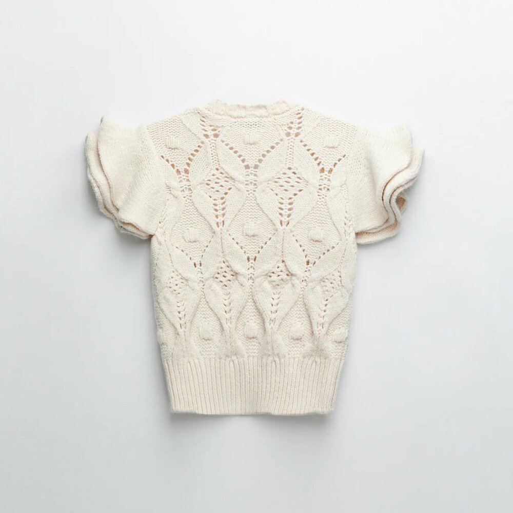 Zara Ruffled Knit Vest - Picture 4 of 6